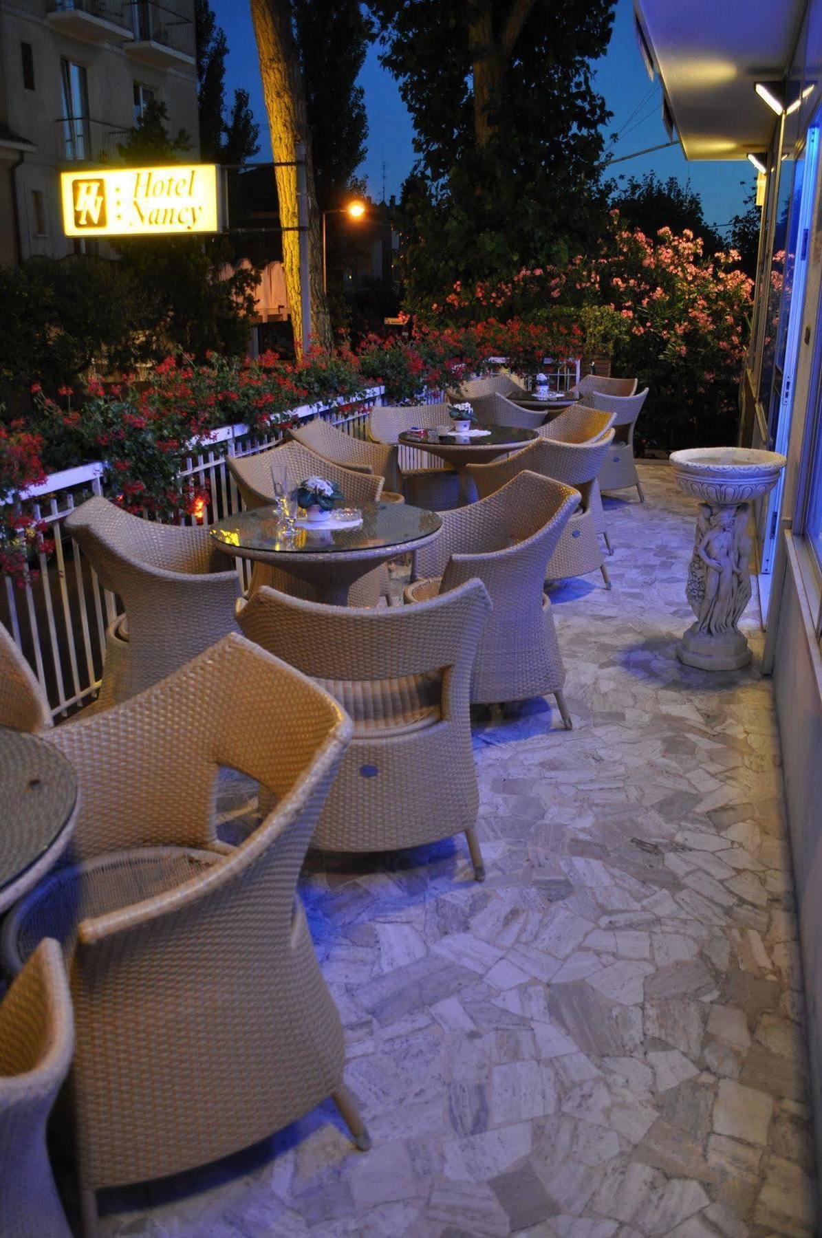 Hotel Nancy Rimini Exterior foto